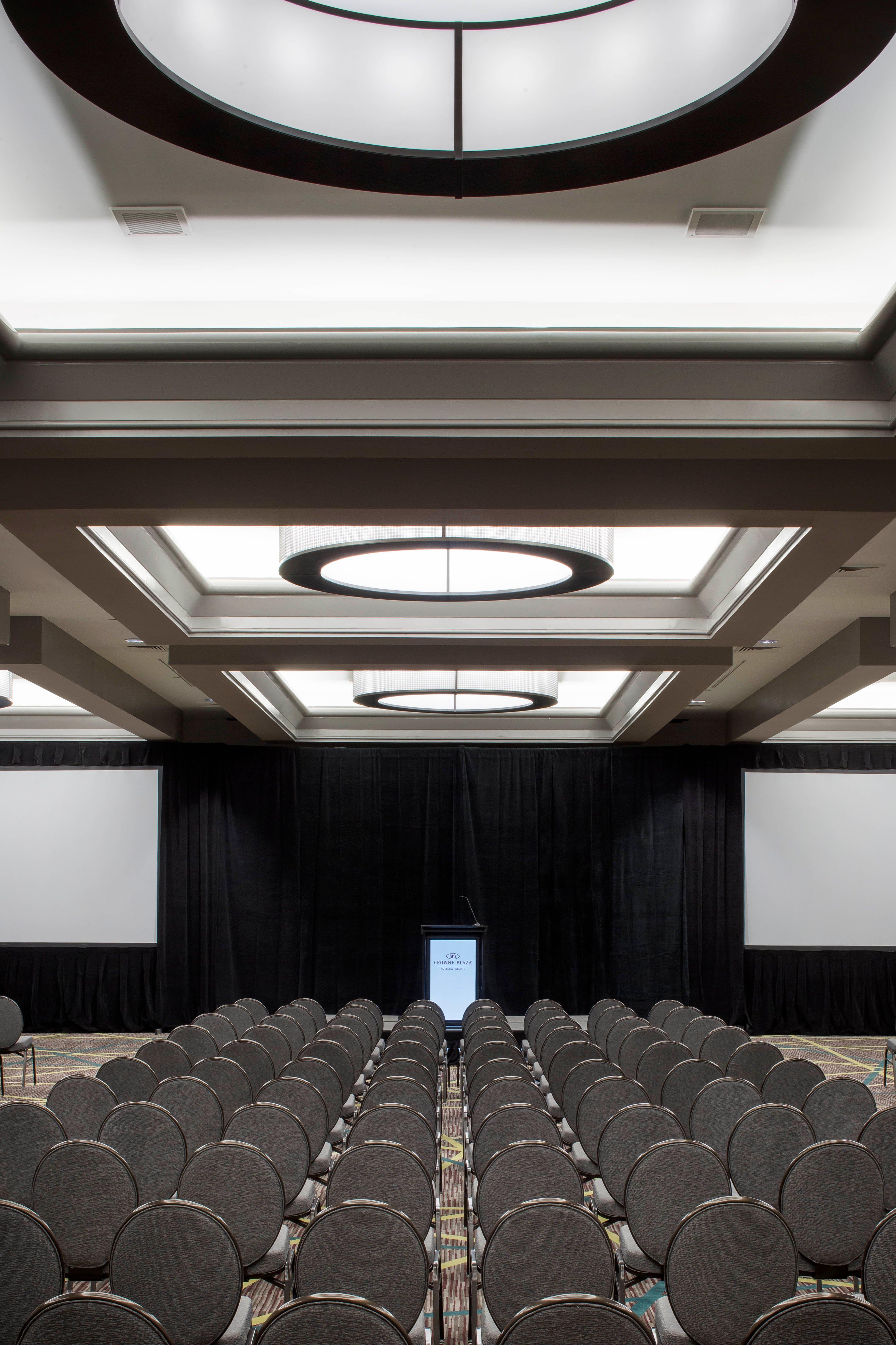 Отель Crowne Plaza Atlanta - Midtown By Ihg Экстерьер фото