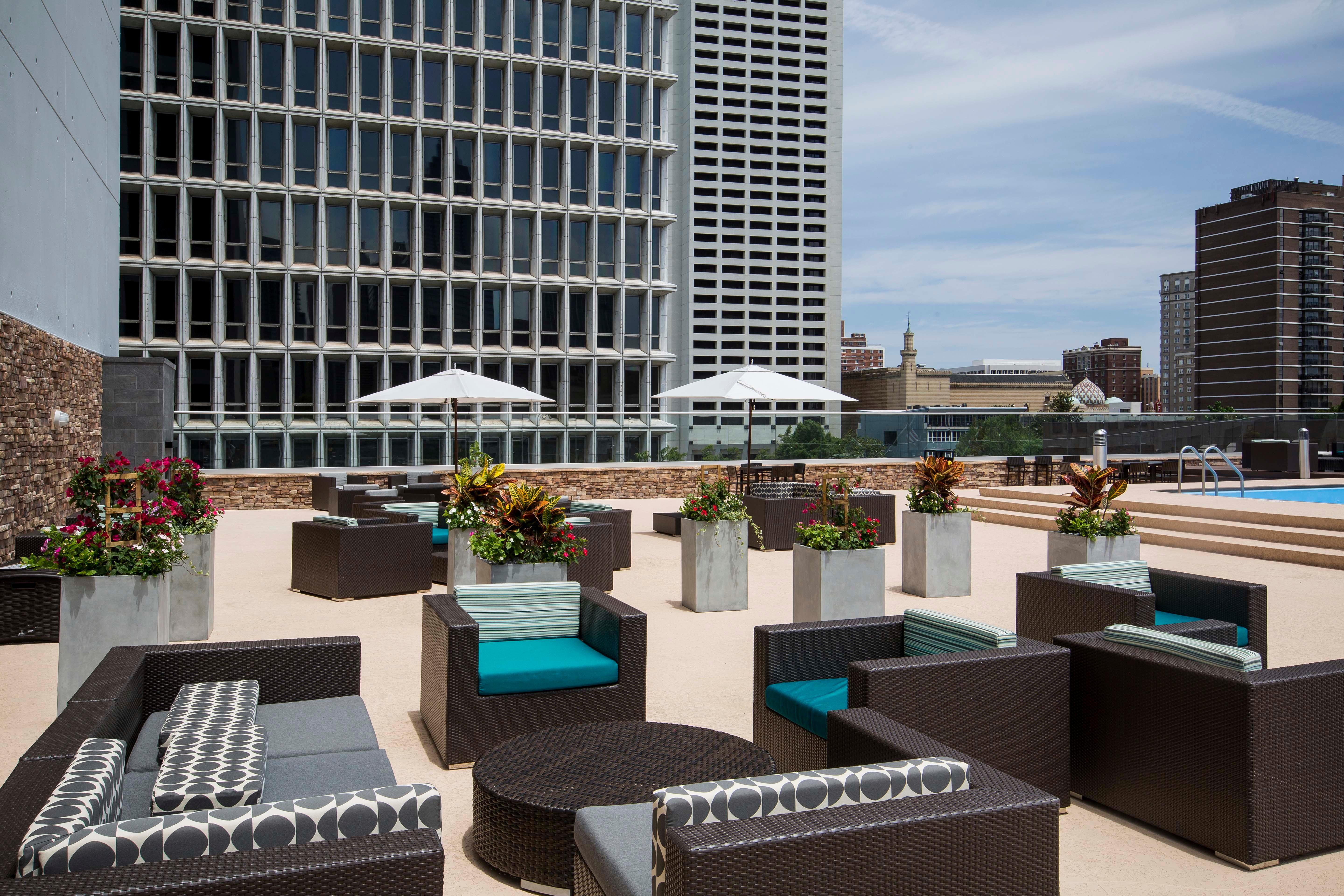 Отель Crowne Plaza Atlanta - Midtown By Ihg Экстерьер фото